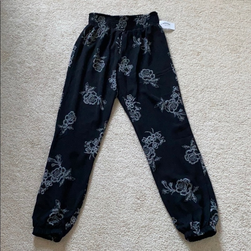 Ivy and Main flowy pants